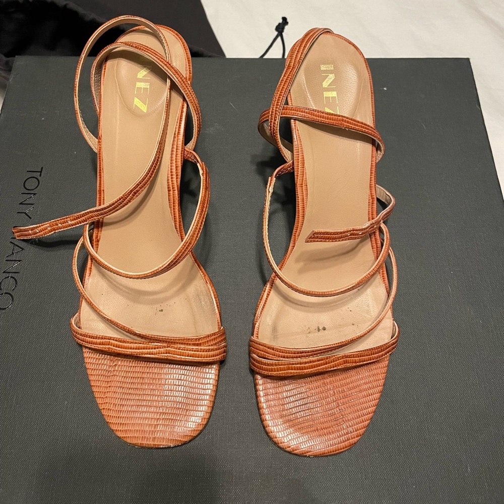 Inez Sofia pink lizard emboss sandal. Used.